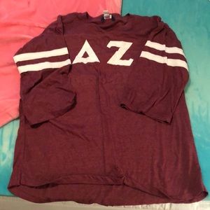 Delta Zeta top